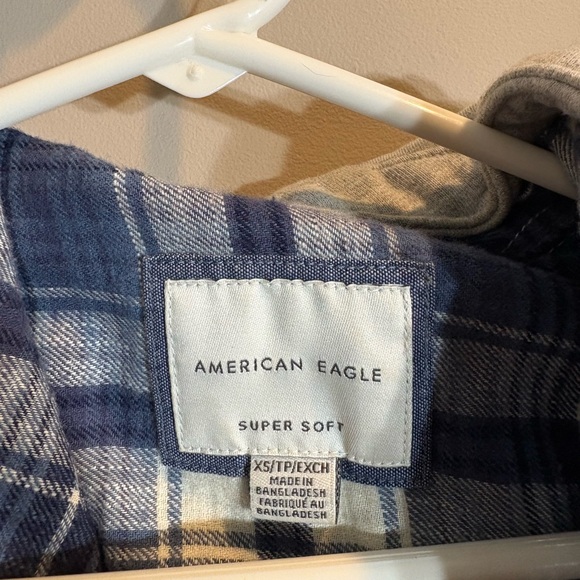 American Eagle Outfitters Navy and White Plaid Hooded Flannel - Picture 2 of 4